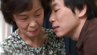 Diadaptasi pikeun de Boquete ao lado da piscina Triple Ds (Rachael Cavalli) - 2024-02-04 00:50:31